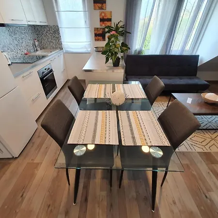 Good Times Apartament